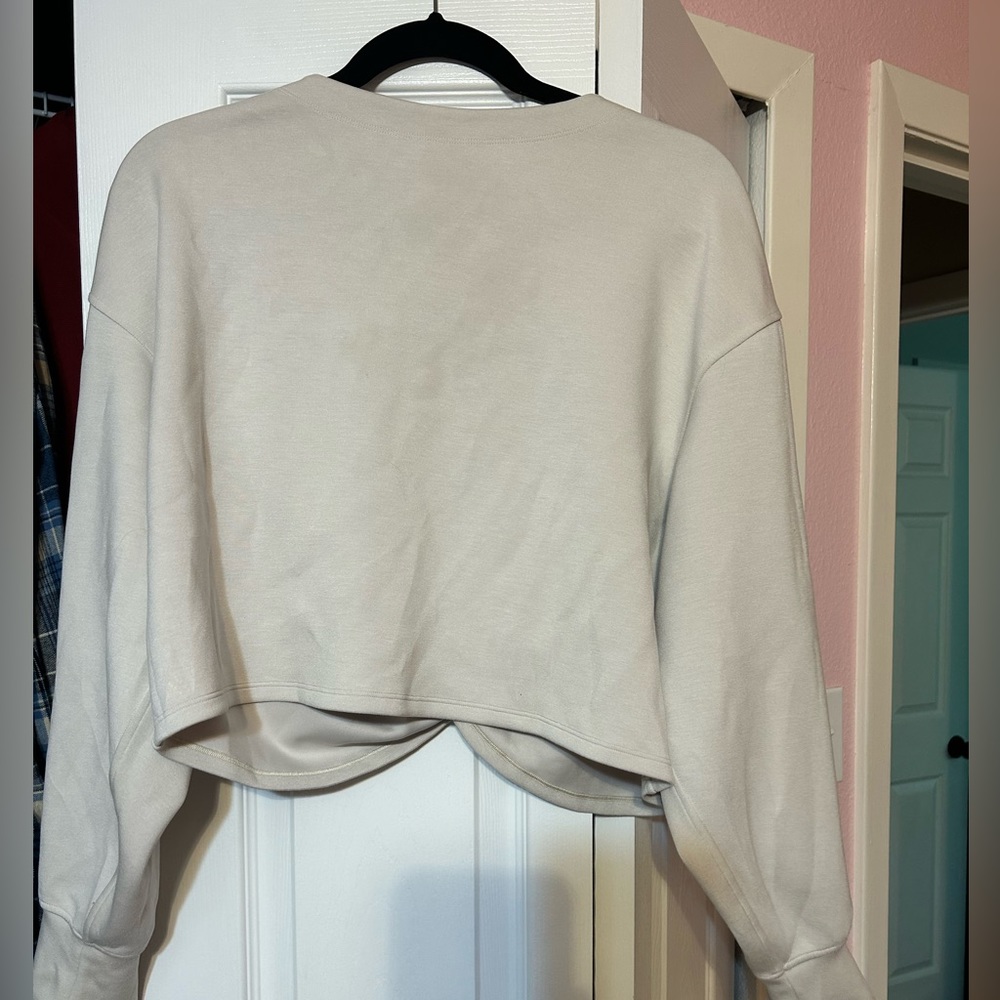 Lululemon cropped twist back sweatshirt